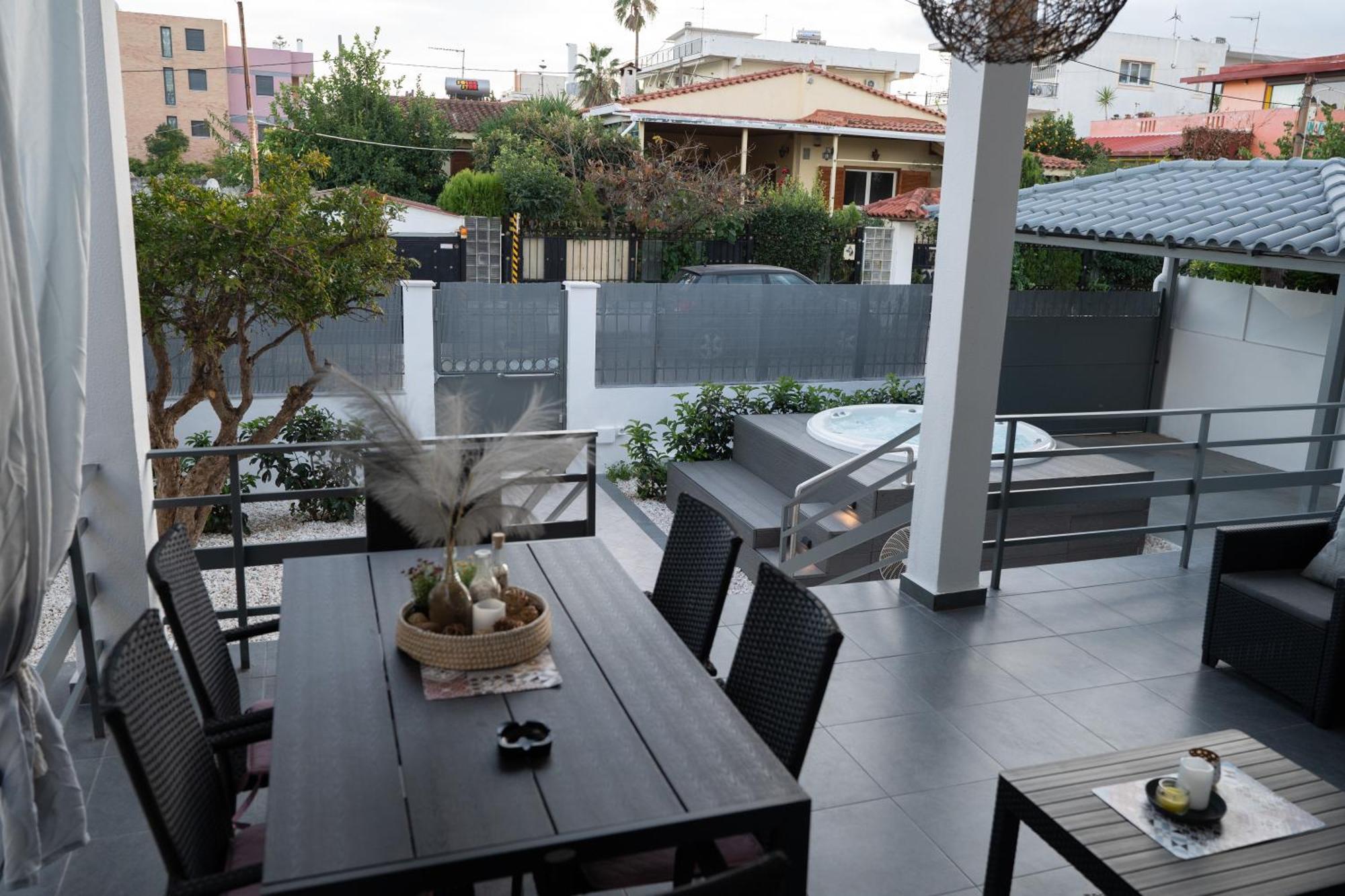 Seaside House In Holiday home Nea Makri